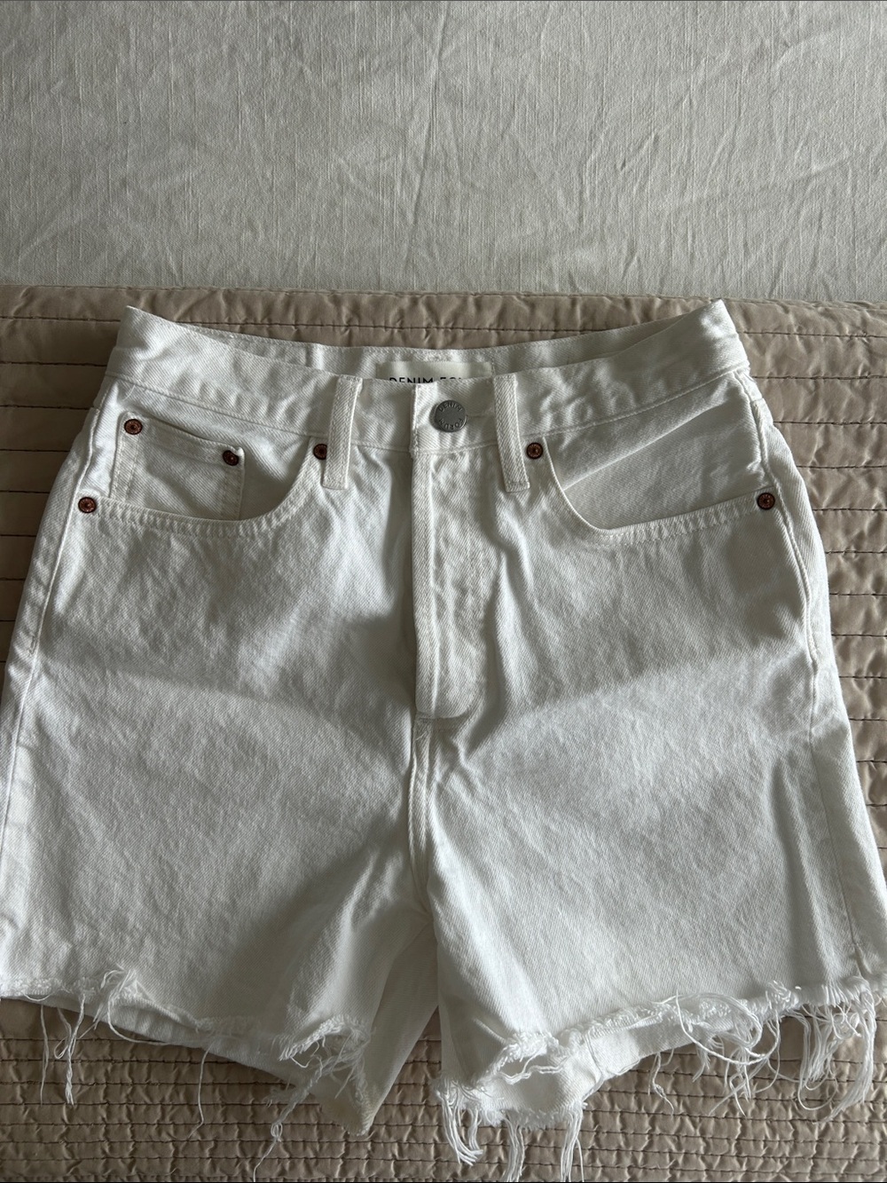 Denim Forum - Yoko Mid Thigh Short